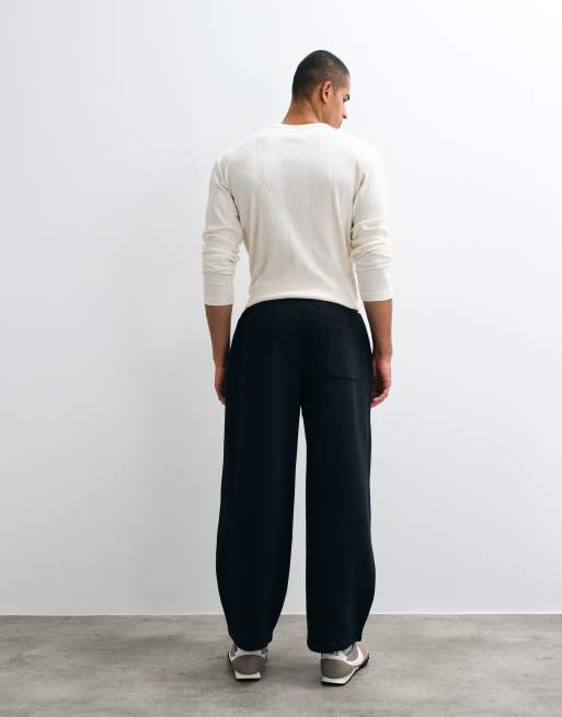 ASOS DESIGN Essentials balloon pants in black, 5 of 5