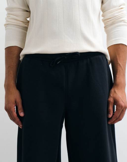 ASOS DESIGN Essentials balloon trackies in black, 4 of 5