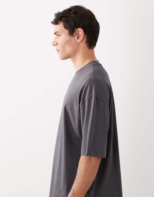 ASOS DESIGN Essentials boxy oversized t-shirt in charcoal, 4 of 5