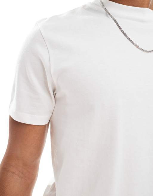 ASOS DESIGN - Essentials - Confezione da 2 t-shirt vestibilità classica bianche, 2 di 4