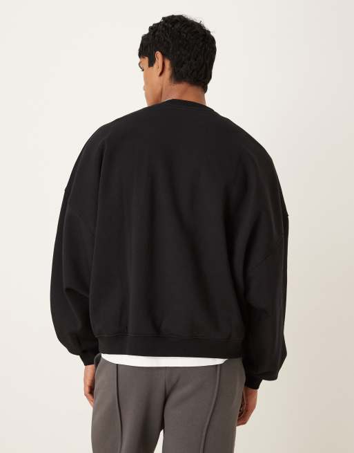 ASOS DESIGN essentials extreme oversized sweatshirt in black , 3 of 5