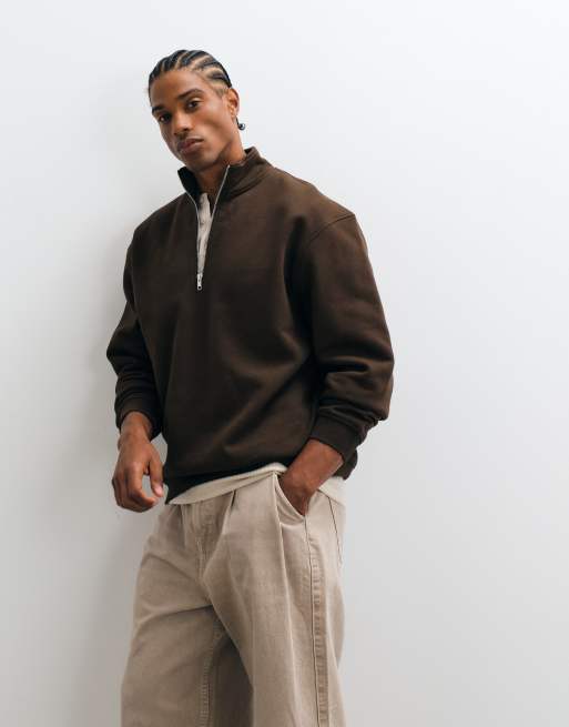 ASOS DESIGN - Essentials - Felpa comoda marrone con zip corta, 2 di 5