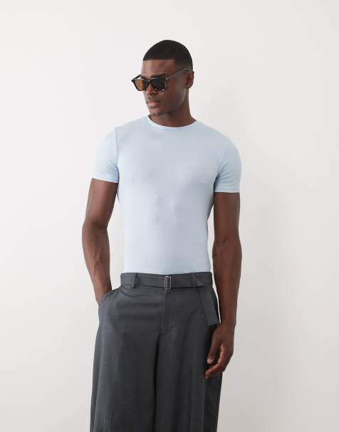 ASOS DESIGN – Essentials – Jasnoniebieski prążkowany T-shirt o kroju podkreślającym sylwetkę - view 1