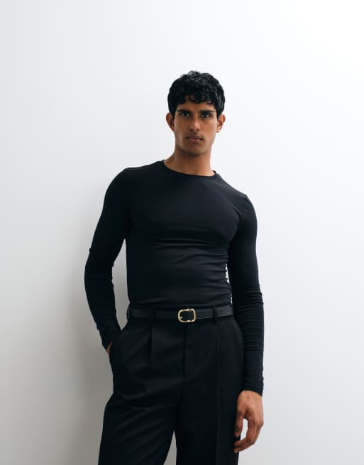 ASOS DESIGN Essentials long sleeve muscle fit t-shirt in black, 4 of 5