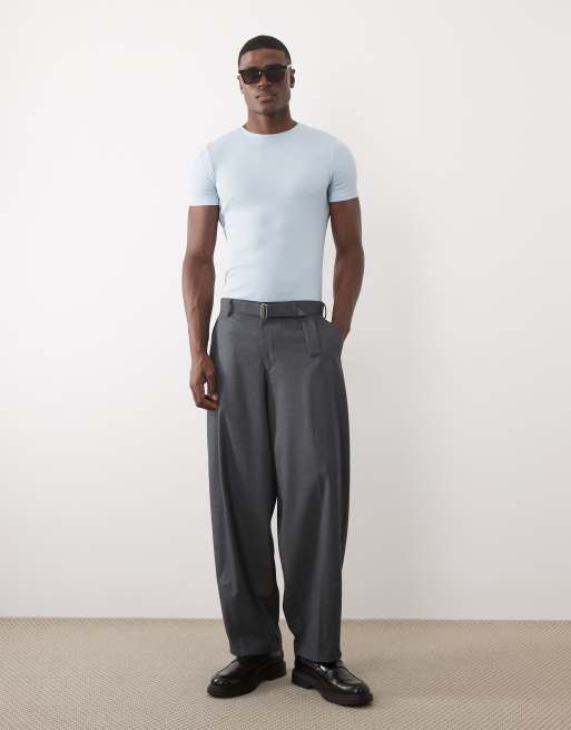 ASOS DESIGN - Essentials - Muscle fit geribbeld T-shirt in lichtblauw, 4 van 5