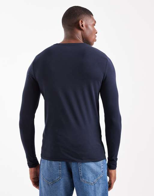 ASOS DESIGN essentials muscle fit long sleeve T-shirt in navy, 3 of 5