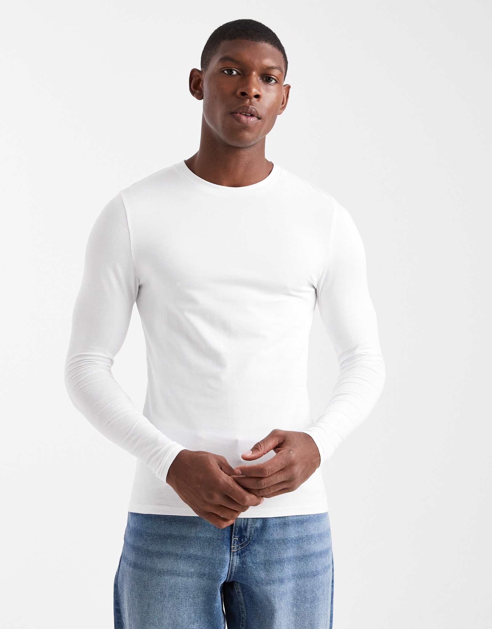 Футболка ASOS DESIGN essentials muscle fit с длинным рукавом белого цвета