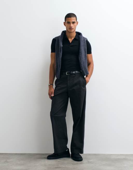 ASOS DESIGN Essentials muscle fit polo in black, 3 of 5