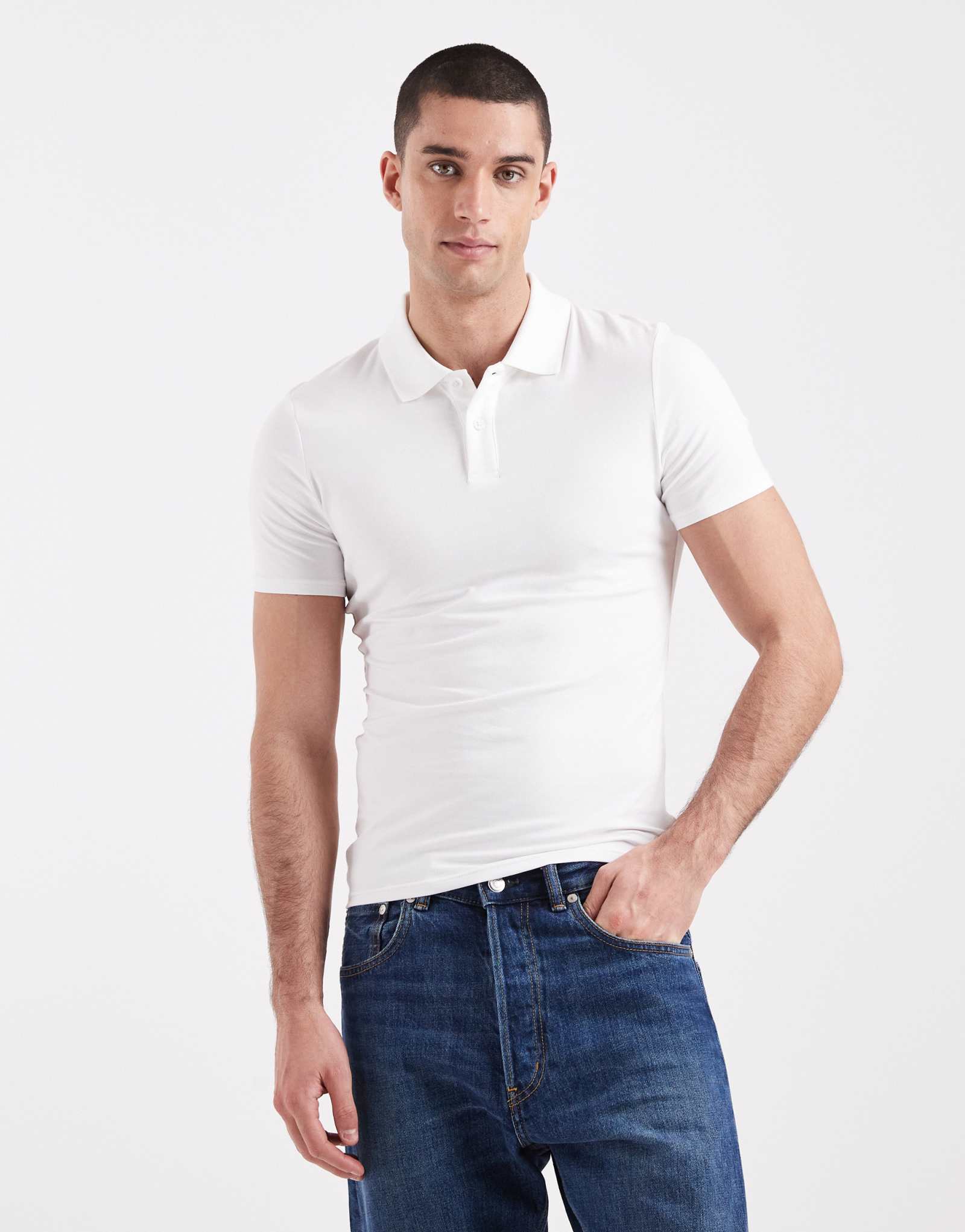 Поло ASOS DESIGN essentials muscle fit белого цвета