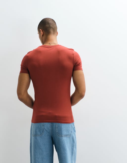 ASOS DESIGN Essentials muscle fit t-shirt in burgundy, 5 of 5