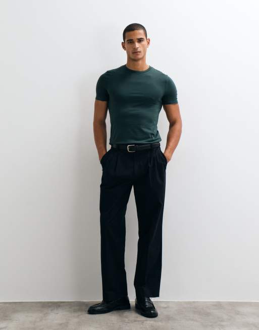 ASOS DESIGN Essentials muscle fit t-shirt in dark green, 2 of 5