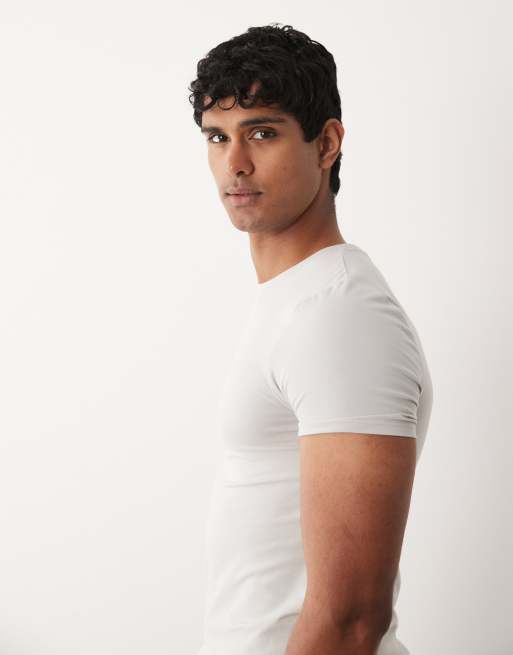ASOS DESIGN Essentials muscle fit T-shirt in light gray, 4 of 5