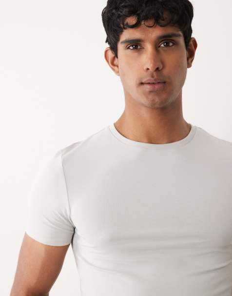 ASOS DESIGN Essentials muscle fit t-shirt in light grey
