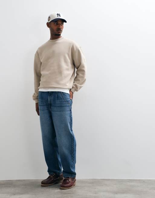 ASOS DESIGN Essentials oversized crew neck sweatshirt, 2 of 5