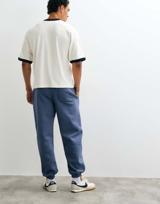 ASOS DESIGN essentials oversized jogger in vintage indigo, 3 van 5