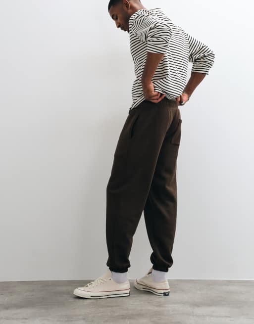 ASOS DESIGN essentials oversized joggers, 2 of 5