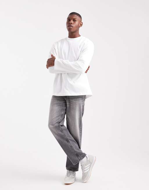 ASOS DESIGN Essentials oversized long sleeve t-shirt in white, 4 of 5