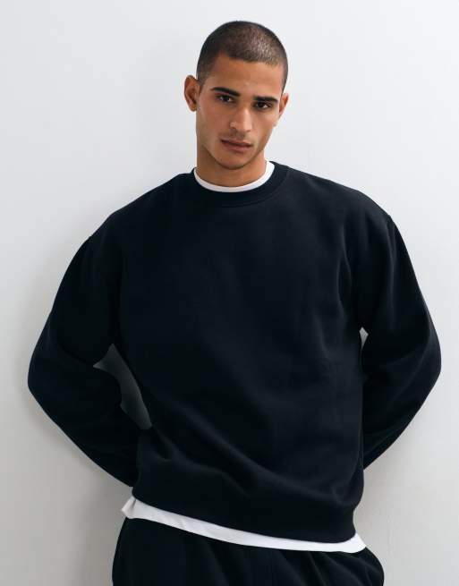 ASOS DESIGN essentials oversized sweatshirt in black, 2 of 5