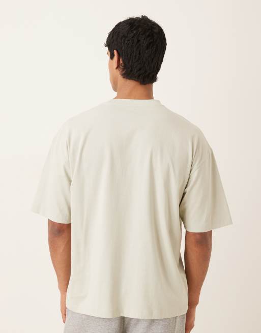 ASOS DESIGN Essentials oversized t-shirt in grey, 4 of 5