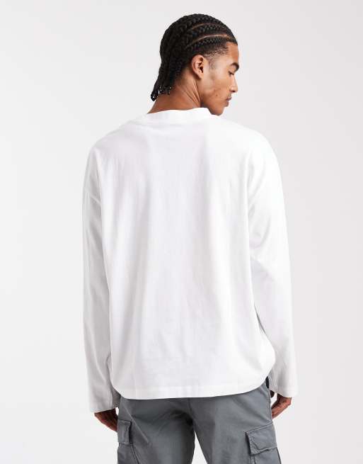 ASOS DESIGN - Essentials - Pakke med 2 oversized T-shirts med lange ærmer i hvid/marineblå , 3 af 5