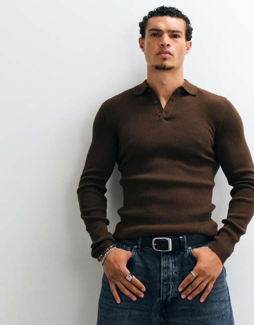 ASOS DESIGN Essentials polo in maglia leggera a costine micro, attillato, marrone, 2 di 5