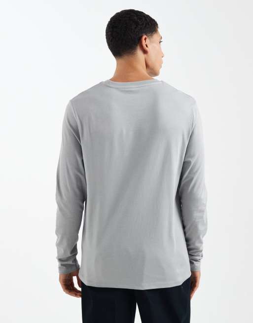 ASOS DESIGN Essentials regular fit long sleeve T-shirt in gray, 3 of 5