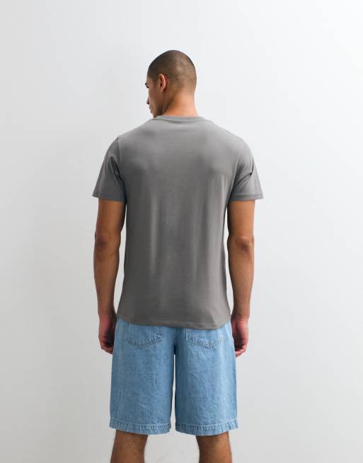 ASOS DESIGN Essentials regular fit t-shirt in charcoal, 2 of 5