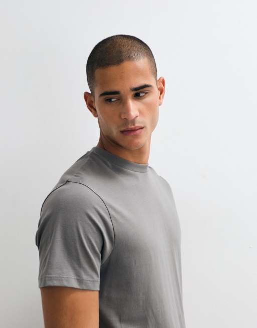 ASOS DESIGN Essentials regular fit t-shirt in charcoal, 4 of 5