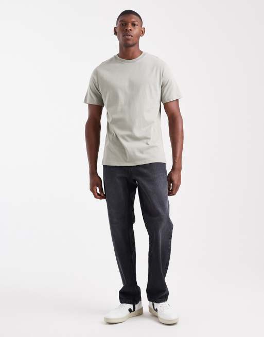 ASOS DESIGN Essentials regular fit t-shirt in sage, 2 of 5