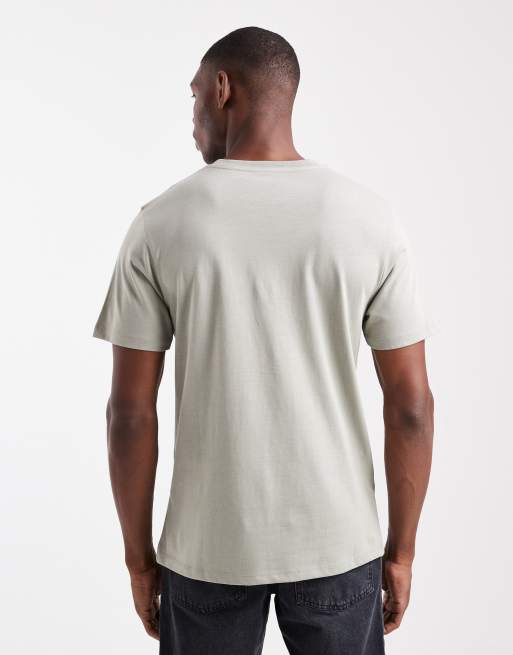 ASOS DESIGN Essentials regular fit t-shirt in sage, 3 of 5