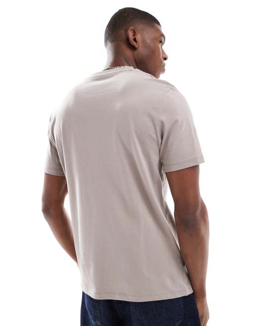 ASOS DESIGN - Essentials - Regular-fit T-shirt in stone, 3 van 4