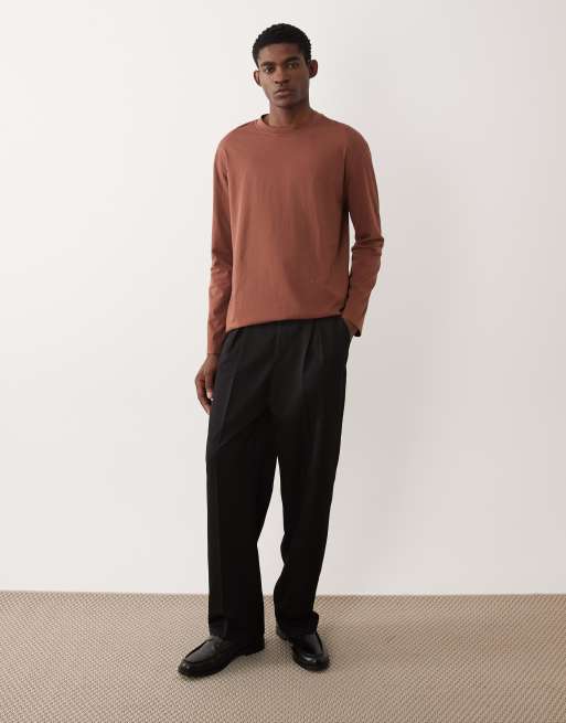 ASOS DESIGN Essentials relaxed long sleeve t-shirt in brown, 2 of 5