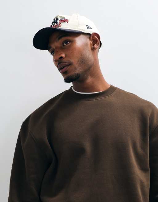 ASOS DESIGN Essentials relaxed sweatshirt, 2 of 5