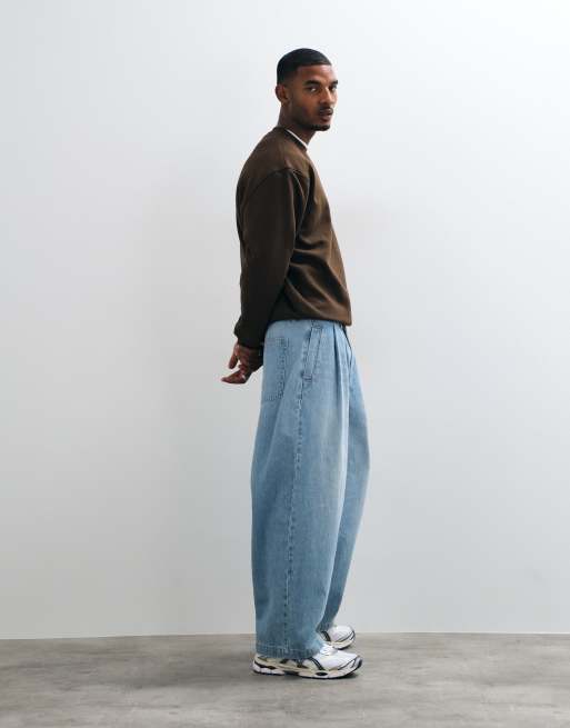 ASOS DESIGN Essentials relaxed sweatshirt, 5 of 5