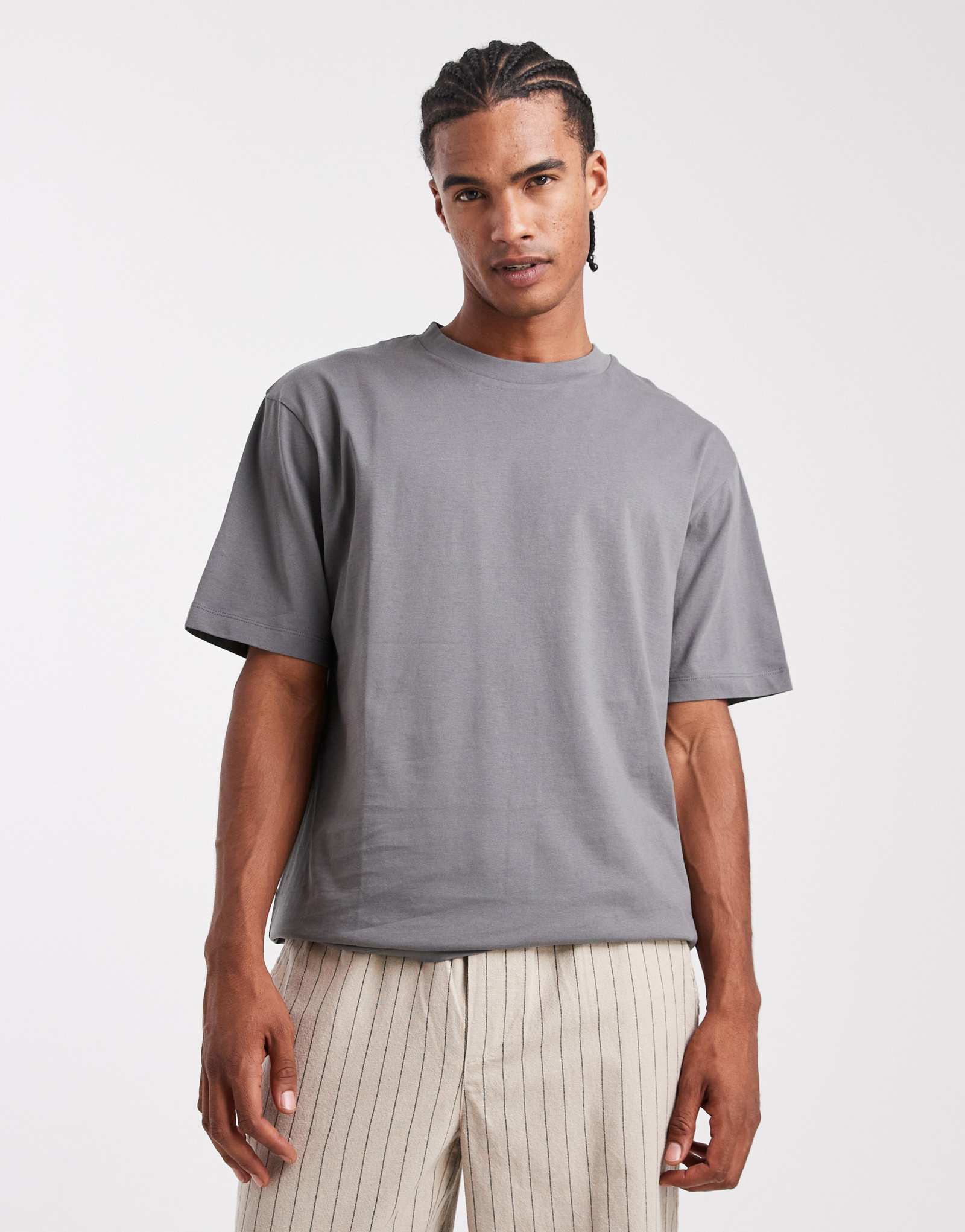 Непринужденная футболка ASOS DESIGN Essentials серого цвета