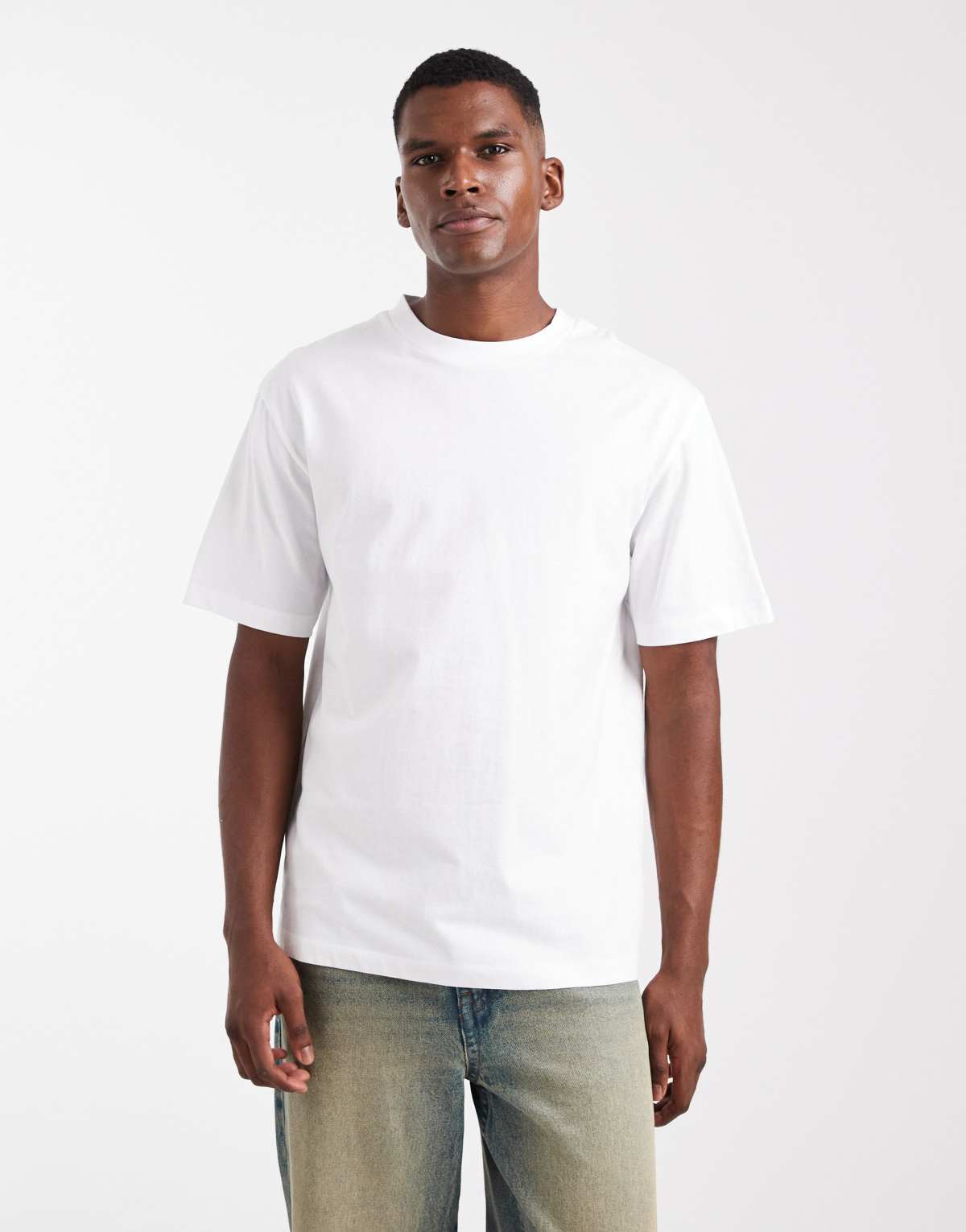 ASOS DESIGN Essentials relaxed t-shirt in white