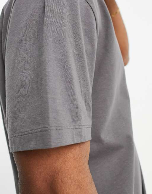 ASOS DESIGN - Essentials - Ruimvallend T-shirt met ronde hals in grijs  , 3 van 4