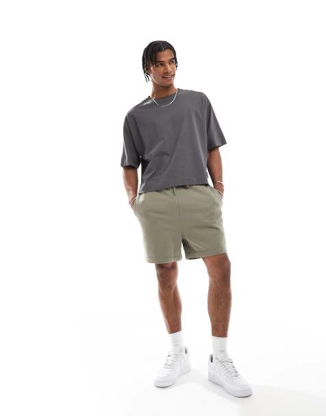 ASOS DESIGN – Essentials – Schmal geschnittene Shorts in der Farbe Falcon - view 1