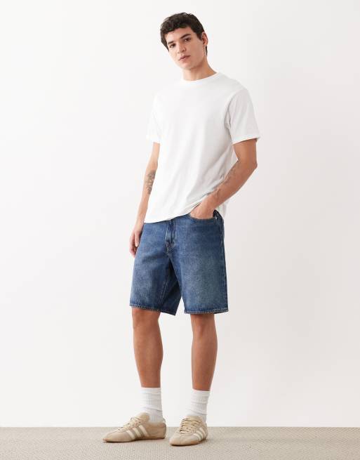 ASOS DESIGN - Essentials - Set van 2 muscle fit T-shirts in wit en marineblauw, 3 van 5
