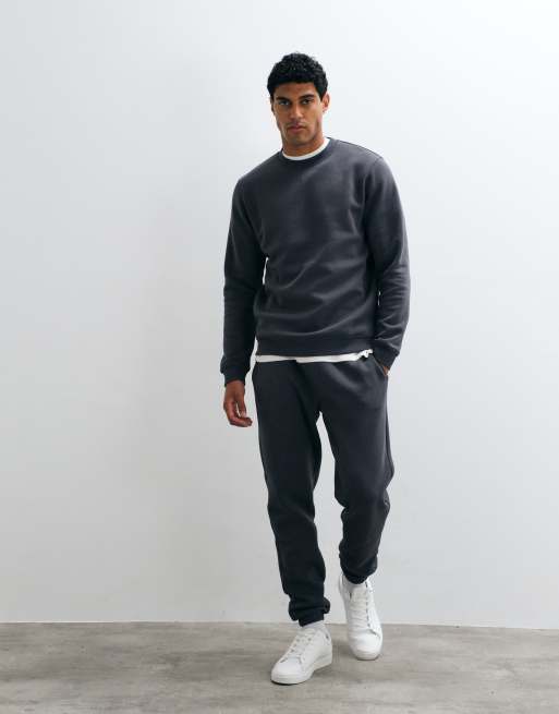 ASOS DESIGN essentials slim fit jogger in charcoal, 3 of 5
