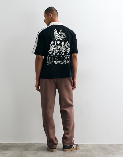 ASOS DESIGN essentials straight leg sweatpants in dark green, 4 of 5