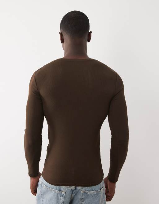 ASOS DESIGN - Essentials - T-shirt côtelé moulant à manches longues - Marron, 4 de 5