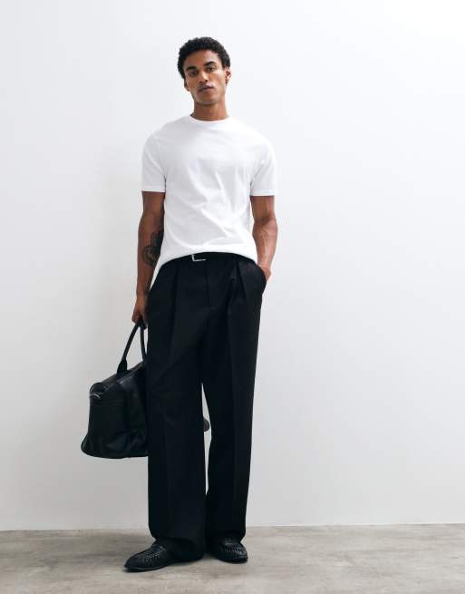 ASOS DESIGN Essentials t-shirt in white, 2 of 5