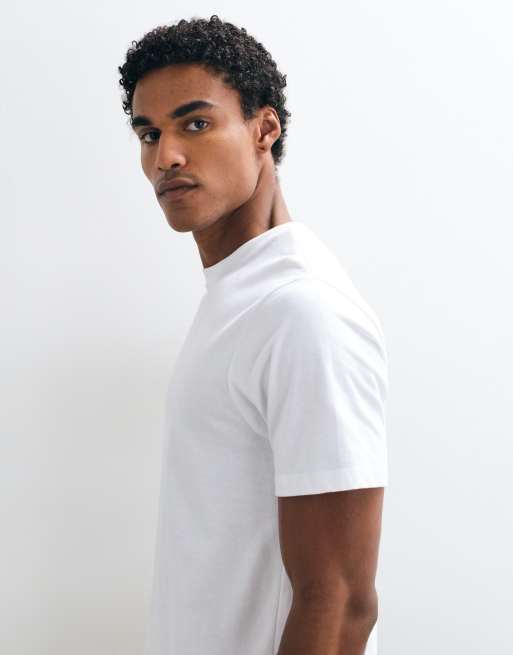 ASOS DESIGN Essentials t-shirt in white, 4 of 5