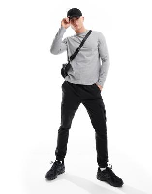 Thumbnail 2 van 4