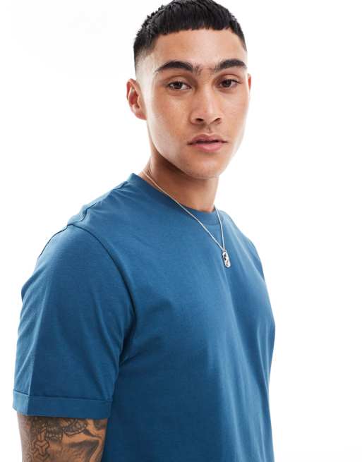 ASOS DESIGN - Essentials - T-shirt met ronde hals en omgeslagen mouwen in blauw