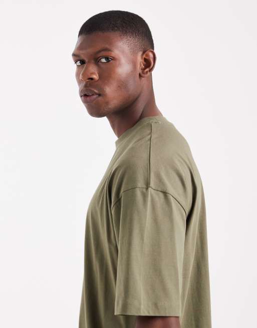 ASOS DESIGN – Essentials – T-shirt oversize z okrągłym dekoltem w kolorze khaki, 4 z 5