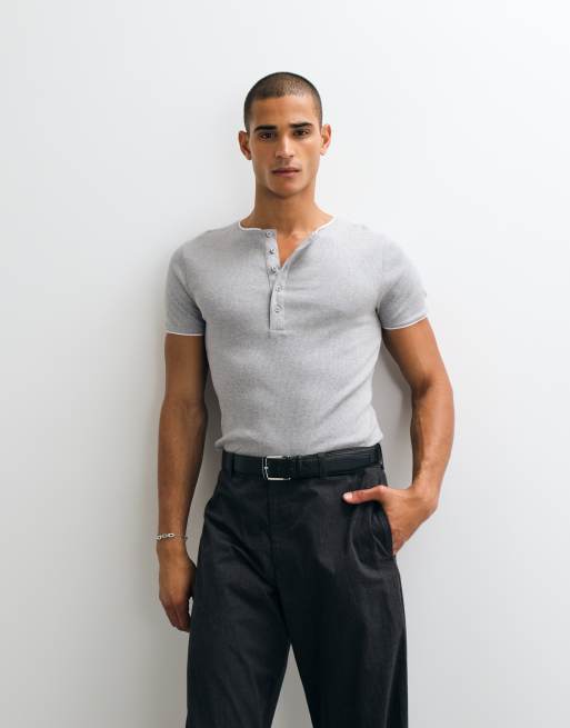 ASOS DESIGN Essentials tætsiddende Henley-T-shirt i gråmeleret tekstur, 5 af 5