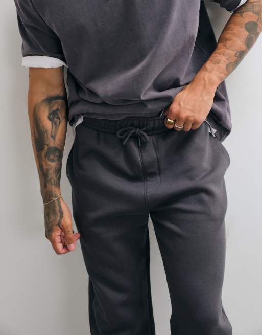 ASOS DESIGN essentiels jogger fuselé, 4 de 5