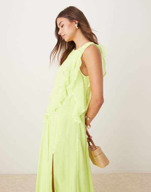 ASOS DESIGN – Etui-Maxikleid in Limettengrün mit Racerrücken und Rüschen, 2 von 4